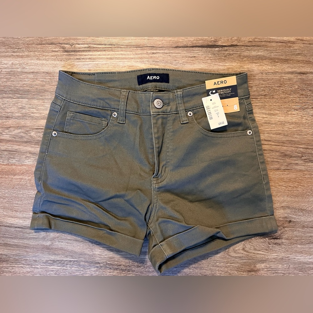 NWT Aero Shirt Size 8
